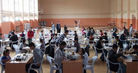 Yozgat’ta Okullararası Satranç Turnuvası başladı