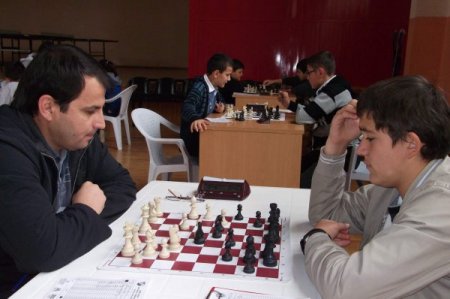 Yozgat’ta Okullararası Satranç Turnuvası başladı