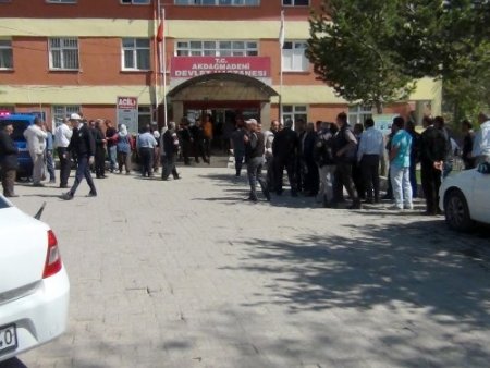 Yozgat'ta trafik kazası: 35 yaralı