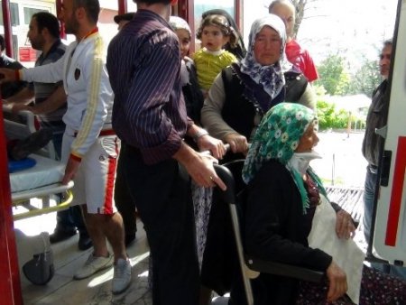 Yozgat'ta trafik kazası: 35 yaralı