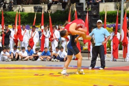 Yozgat’ta yuva çocuklarının gösterileri beğenildi