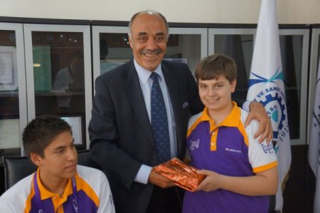 Yücelik: Türk Okulları Türkiye'nin Yurt Dışındaki Büyükelçileridir