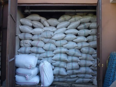 Yüksekova'a 62 ton gümrük kaçağı çay ele geçirildi