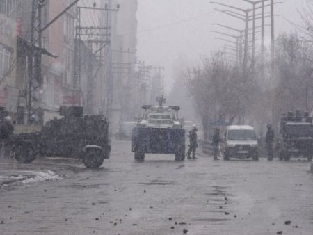 Yüksekova'da Gerginlik