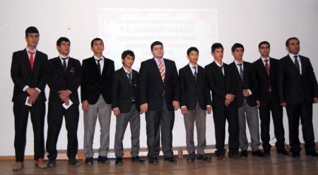 Yüksekova'da hafızlık, güzel Kur'an ve ezan okuma yarışması