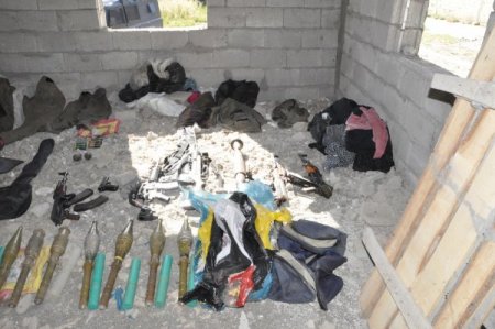 Yüksekova'da Ppk'ya Ait Çok Sayıda Mühimmat Ele Geçirildi