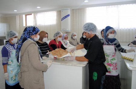 Yüksekovalı kadınlar: Kadınları, doğuran makina gibi görmesinler