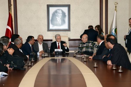 Yumurtalık Platformu, Zihni Aldırmaz'ı ziyaret etti