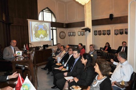 Yunan girişimci heyeti İzmir Ticaret Borsası'nı ziyaret etti