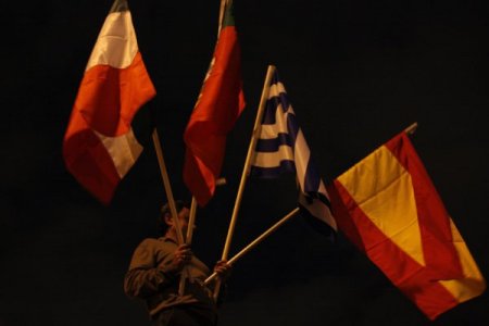 Yunanistan'da bir acı reçete daha kabul edildi