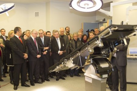 Yunanistan'ın ilk Hibrid Ameliyathanesi açıldı