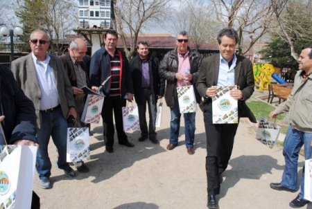 Yunanlı Turistler Uzunköprü’yü Ziyaret Etti
