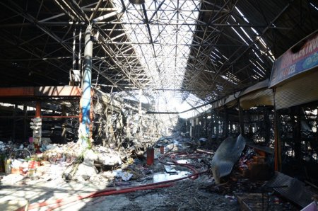 Yunus Emre Çarşısı bir gecede kül oldu