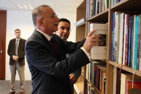 Yunus Emre Kültür Merkezi, Bu Sefer İkt Genel Sekreteri'ni Ağırladı