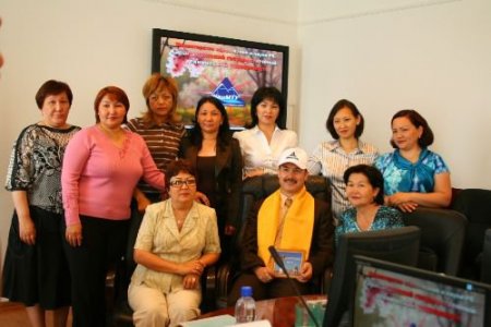 Yunus Emre Türk Kültür Merkezi, Kazak Ve Türk Üniversiteleri Arasında Köprü Oluyor