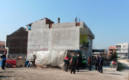 Yunuseli'nde Boş Arazileri Mesken Tutan Roman Vatandaşlar, Gönderildi