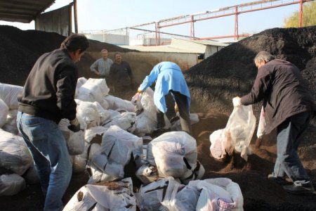 Yurda kaçak sokulduğu belirlenen 8,5 ton kaçak çay imha edildi