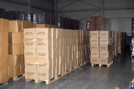 Yüreğir Belediye Başkanı Çelikcan, 10 Bin Aileye Gıda Yardımı Yaptı