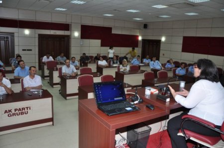 Yüreğir Belediyesi, Daha İyi Hizmet Vermek İçin Personelini Eğitiyor