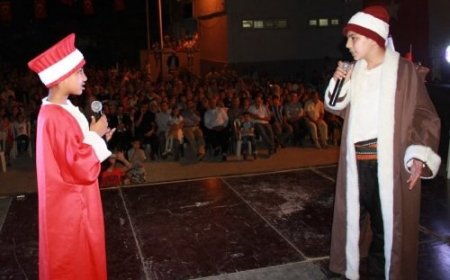 Yüreğir İmam Hatip Ortaokulu’nun yıl sonu etkinliği beğeni kazandı