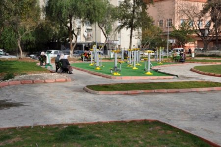 Yüreğir’de parklar yenileniyor