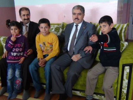 Yuva çocuklarına Vali Çınar şefkati