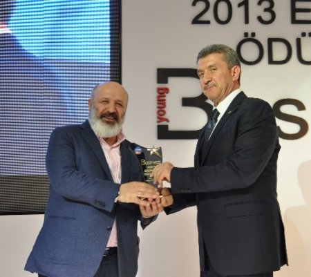 'Yüz yıllık çıkmaz bir sokaktan sonra tarih yüzümüze güldü'