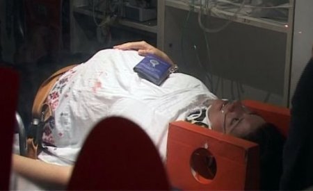 Yüzbaşı Ve 7 Aylık Hamile Eşi Takla Atan Araçtan Hafif Yaralı Kurtuldu