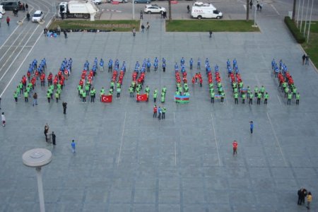Yüzlerce ikişi Hocalı için biraraya geldi