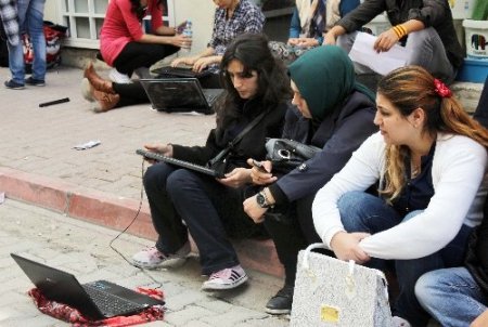 Zabıt katibi olabilmek için ter döktüler