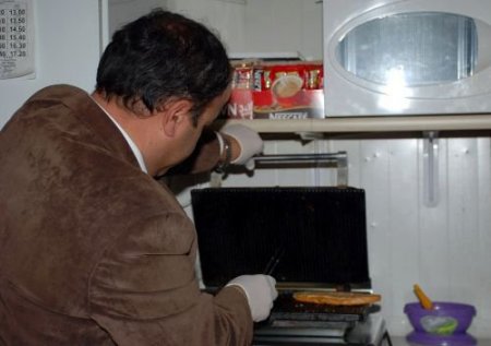 Zabıta Kantinleri Denetledi, Öğrencilerin Sağlığının Hiçe Sayıldığı Ortaya Çıktı