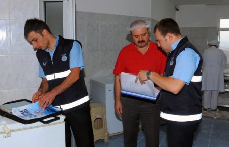 Zabıtadan bayram denetimi