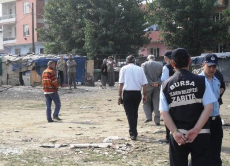 Zabıtadan Konar Göçerlere Operasyon