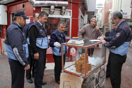 Zabıtadan 'ucuz simit' uyarısı