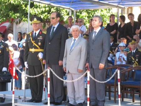 Zafer Bayramı Edremit’te de coşkuyla kutlandı