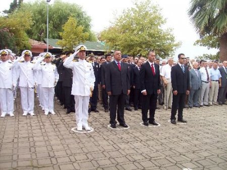Zafer Bayramı Karamürsel'de Coşkuyla Kutlandı