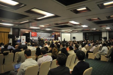 Zafer Çağlayan Güney Afrika’yı uyardı: Düşük gümrük avantajı 2013’te kalkacak