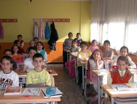 Zafer Fen Dershanesi Öğrencileri Eğlenerek Öğreniyor
