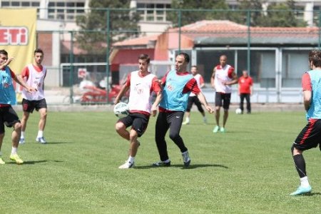 Zafer Tüzün: Alper süreci çok iyi yönetti