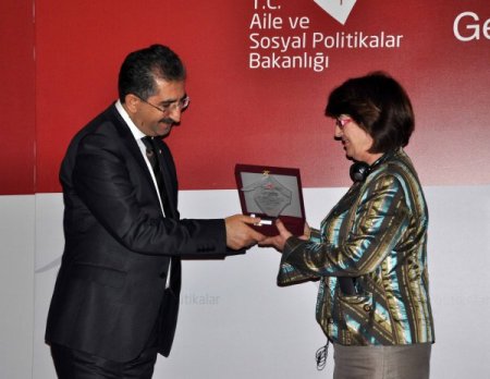 Zahteroğulları: Yaşlı ve engellilere ayırdığımız kaynak 19 milyar lirayı aştı