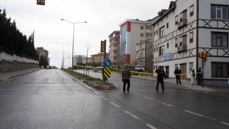 Zaman ayarlı bomba, saniyeler kala etkisiz hale getirildi