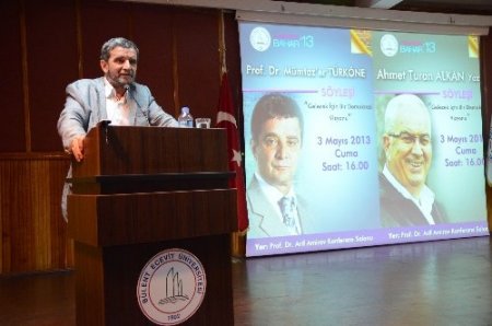 Zaman yazarları, öğrencilere demokrasiyi anlattı