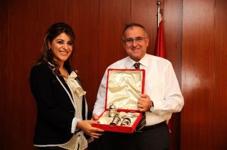 Zara, Gazianteplilere Unutulmaz Bir Konser Verdi