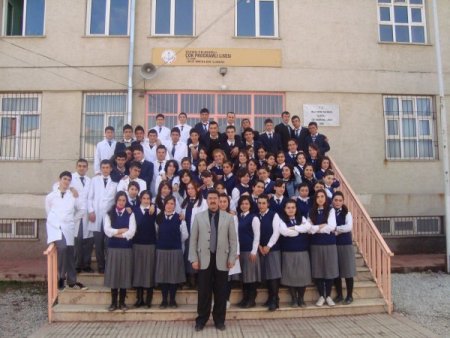 Zatürreden Ölen Öğretmenin Ailesi İçin Yardım Kampanyası Başlatıldı