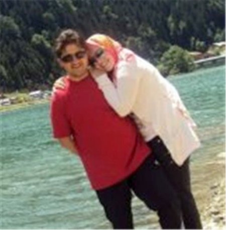 Zehra Öğretmen, İlk Görev Yeri Erçiş'de Depremde Hayatını Kaybetti
