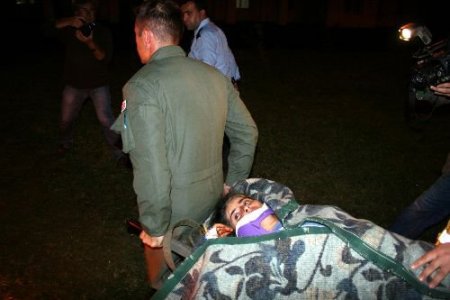 Zeytin Ağacından Düşen Kadın, Gece Görüşlü Helikopterle Kurtarıldı