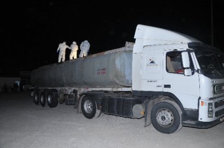 Zift tankerinden esrar çıktı