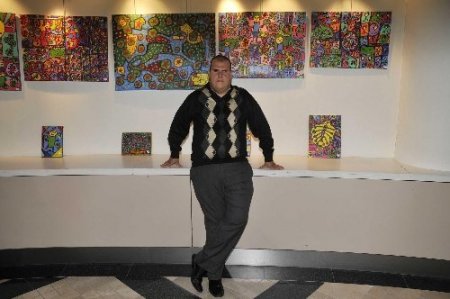 Zihinsel engelini resim yaparak aştı