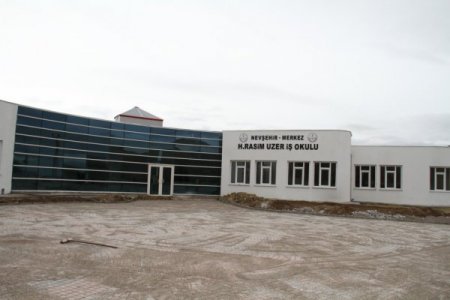 Zihinsel Engelliler Modern Okula Kavuşuyor