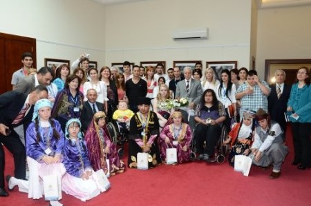 Zihni Aldırmaz festival konuklarıyla buluştu